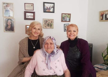 LEGENDARNA HANKA PALDUM OBIŠLA NANU FATU ORLOVIĆ ZA BAJRAM