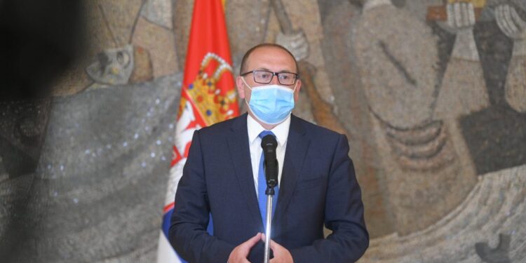 Krizni štab: Popuštanje mjera za frizere, od 21.juna proslave