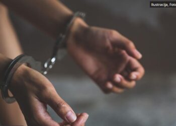 Uhapšen mladić (28) zbog žestoke tuče u Sjenici, policija traga za još jednim nasilnikom
