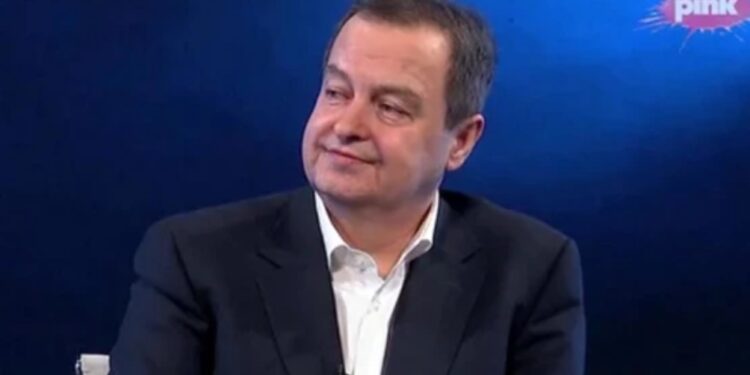Dačić: Za Srbiju je dobro što se u `non pejperima` govori o ujedinjenju sa Republikom Srpskom