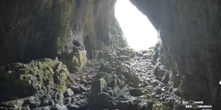 (VIDEO) Godovska pećina – uđete u SRBIJI, a izađete u CRNOJ GORI | Pešter | PUTOVANJE BEZ GRANICA