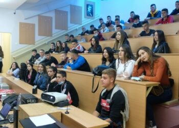 (VIDEO) Tutinskim srednjoškolcima održano predavanje o bezbjednosti u saobraćaju