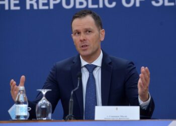 Danas počinje isplata polovine minimalne zarade za april
