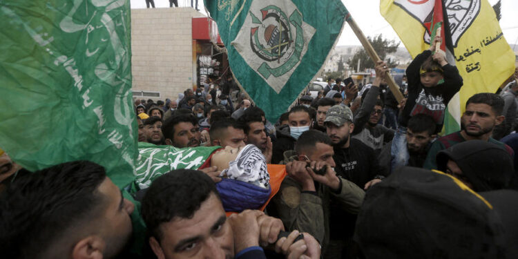 U Nablusu, na Zapadnoj obali, održavaju se sahrane ubijenih Palestinaca