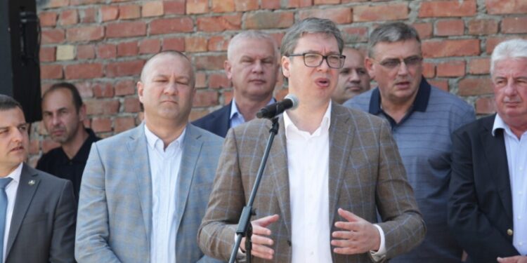 (VIDEO) Aleksandar Vučić priznao da dobija informacije od “službi” o Bošnjacima u Novom Pazaru