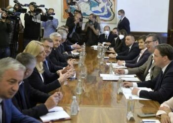 U BEOGRADU POČEO SASTANAK VUČIĆA SA DELEGACIJOM IZ MANJEG BH. ENTITETA