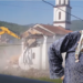 I kad su je tukli policajci, nana Fata nije padala na koljena već im je poručivala “ima sud, platit ćete za ovo”