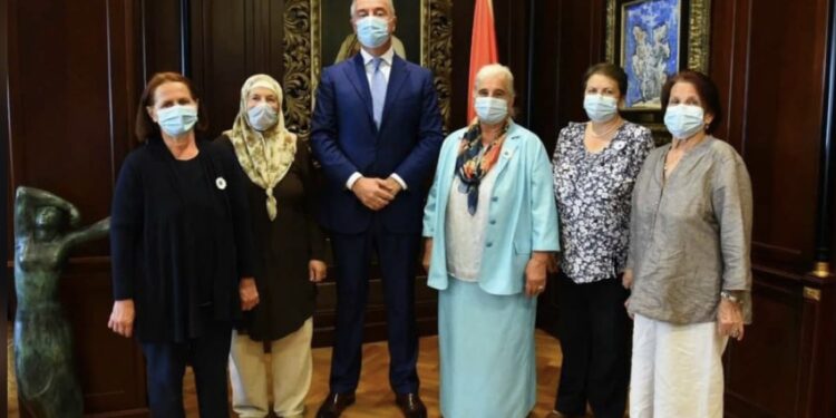 Đukanović primio Majke Srebrenice