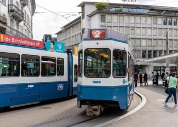 Šest sati 64-godišnjak se mrtav vozio u tramvaju, niko nije primjetio