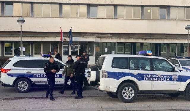 Ukrao automobil u Tutinu i vozio sa skoro 3 promila alkohola u krvi, uhapšen u Novom Pazaru