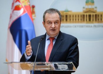 Dačić: Mitropolit Joanikije da se uključi u rješavanje političke krize u Crnoj Gori