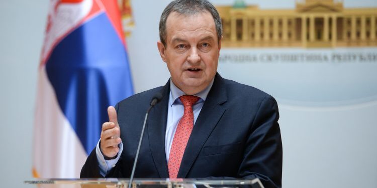 Dačić: Mitropolit Joanikije da se uključi u rješavanje političke krize u Crnoj Gori