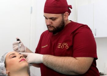 TUŽILAC SE ŽALI NA UKIDANJE PRITVORA: Lažni estetski hirurg i njegova majka se brane sa slobode