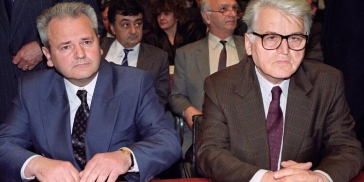 Ideolog zla i spiritus movens srpskog nacionalizma: Dobrica Ćosić na današnji dan postao predsjednik SR Jugoslavije
