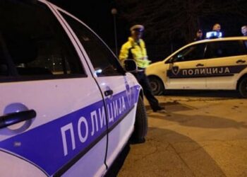 Komšije spriječile tragediju: Sebe i suprugu polio benzinom i želio zapaliti, žena pobjegla u toalet