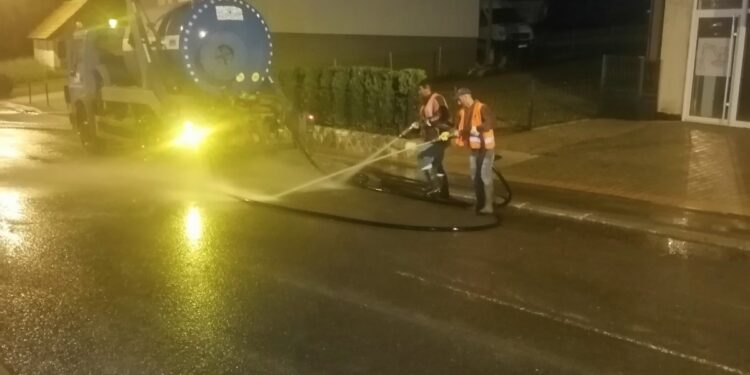 (VIDEO) Tutinske ulice se intenzivno peru: Ovih dana na redu Dubovo
