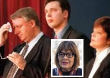 Dževad Mahmutović: Gojković je trebala biti osuđena za ratne zločine sa Šešeljem
