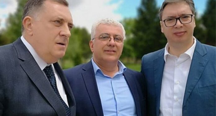 ANDRIJA MANDIĆ RAZOČARAN: USVOJILI SU BOŠNJAČKU, A NE SRPSKU ISTINU O SREBRENICI