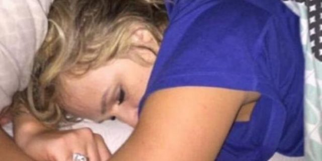 (FOTO) Pronašao je svoju PIJANU djevojku SA DRUGIM U KREVETU: Učinio je nešto što je ODUŠEVILO SVE
