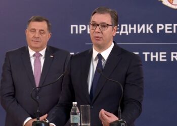Dodik: OHR treba zatvoriti; Vučić: Zamolio sam prijatelje iz RS-a da razumiju šta je realna politika