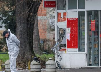 U Zagrebu raznesen bankomat eksplozivom