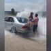 (VIDEO) Širokobriježanin uz paljenje guma na Mercedesu zaprosio djevojku