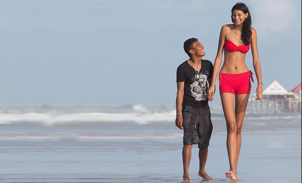 Ljubav ne zna za granice: Brazilka je visoka 207 cm a njen suprug samo 164 cm