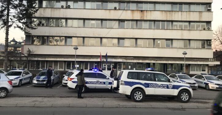 Novi Pazar, Sjenica, Tutin / Džipovi, rezervoari i kamere za vatrogasce
