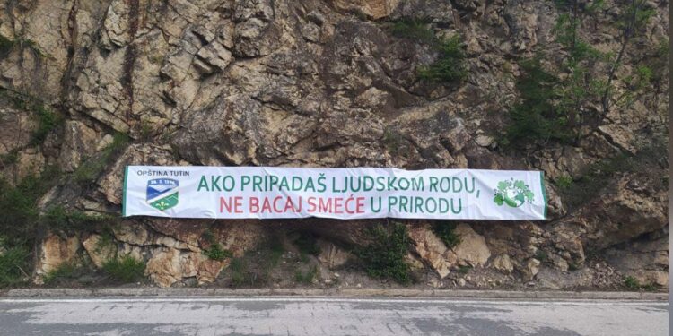 Transparenti i znakovi u borbi za očuvanje životne sredine u Tutinu