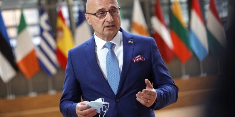 Šef hrvatske diplomatije pozvao preostalih pet članica EU da priznaju Kosovo