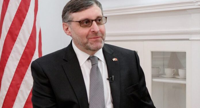 PALMER POSLAO SNAŽNU PORUKU: GRANICE BIH SU FIKSNE
