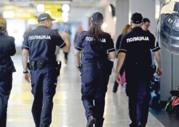 Ovako se ponašajte kad imate posla s policijom / Treba da znate sva vaša prava