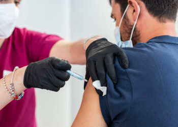 Korona virus i vakcine: Upala srčanog mišića povezana sa cjepivima Fajzer i Moderna