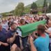 Tužna povorka s tabutima 19 žrtava genocida stigla u Potočare