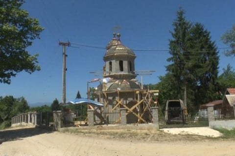 Ovo je BiH, ovo je suživot / Komšije Bošnjaci grade pravoslavni hram: Mi smo raščistili sa ružnim stvarima iz prošlosti