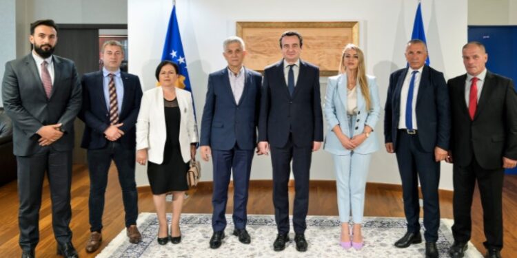Ugljanin i Kamberi kod Kurtija: Priznajemo nezavisnost Kosova