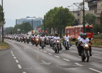 Uz “Srebrenički inferno”: Stotine motociklista iz Sarajeva krenule ka Potočarima