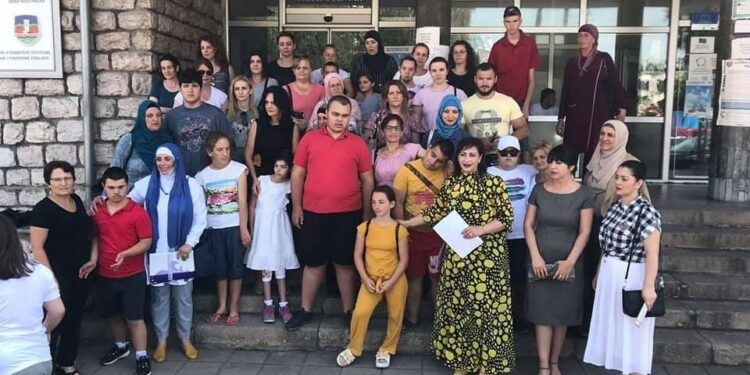 Predata peticija za osnivanje stomatološke ordinacije za lica sa posebnim potrebama U Novom Pazaru