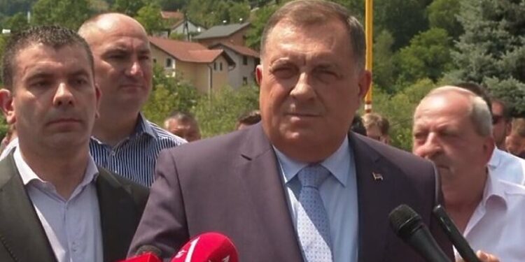 Dodik se ponovo oglasio: Ovo je napad na Vučića, mene i Republiku Srpsku