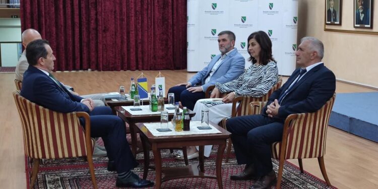 Ministar sigurnosti BiH Selmo Cikotić posjetio Bošnjačko nacionalno vijeće