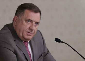 ČOVJEK SE DODATNO SRAMOTI: DODIK POKRENUO PETICIJU KOJOM SE ODBACUJE INZKOV ZAKON
