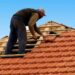 BiH: Bijeljinski vatrogasci uspješno spustili pijanog majstora sa krova kuće