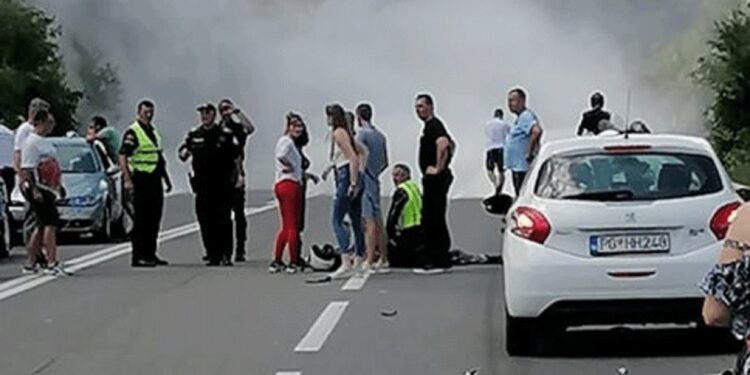 BEOGRAĐANIN POKOSIO ŠEST PJEŠAKA NA TROTOARU U BUDVI PA POBJEGAO