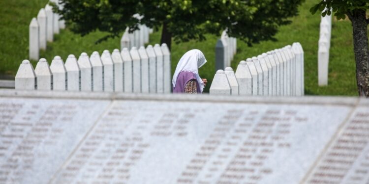 Iza “Rezolucije o stradanju Srba u Srebrenici” stoji država Srbija