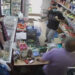 (VIDEO) Uhapšen zbog pokušaja razbojništva u Mitrovici, kamere snimile kako nožem pljačka radnju