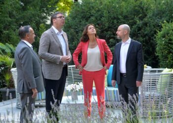 Vučić se sastao sa Fajon, Bilčikom i Flekenštajnom