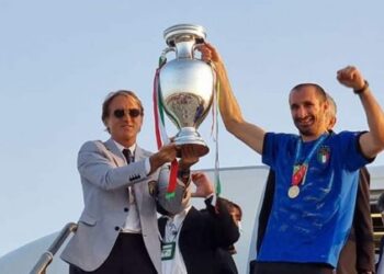 FUDBALERI ITALIJE VRATILI SE U RIM S PEHAROM PRVAKA EVROPE