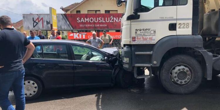 Lakša saobraćajka u Selakovcu