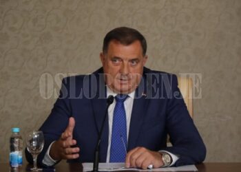 Može li neko pasti niže: Dodik i danas negirao genocid u Srebrenici
