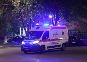 Dva mladića izvučena iz vode u Zemunu, jedan u teškom stanju: Isjekla ga elisa plovila?